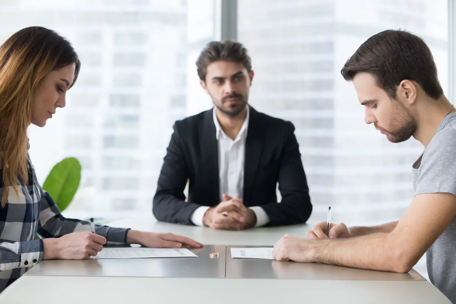 How EH Mediation Guides Couples Toward Fair and Balanced Outcomes Harlow