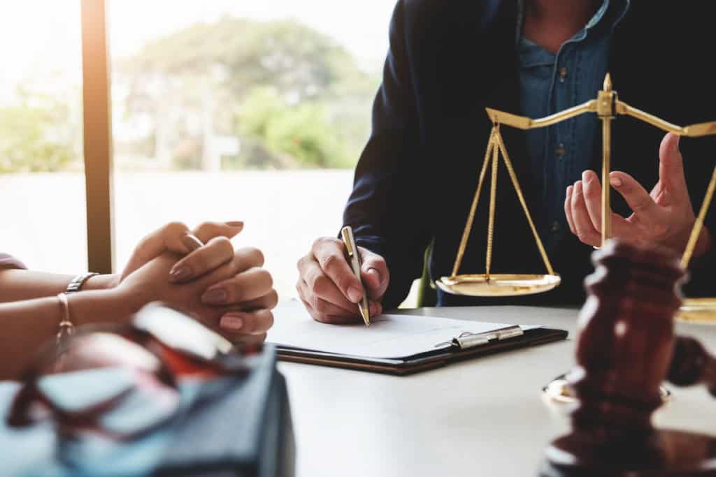 Court Applications vs. Mediation: A Less Stressful Path with EH Mediation Harlow